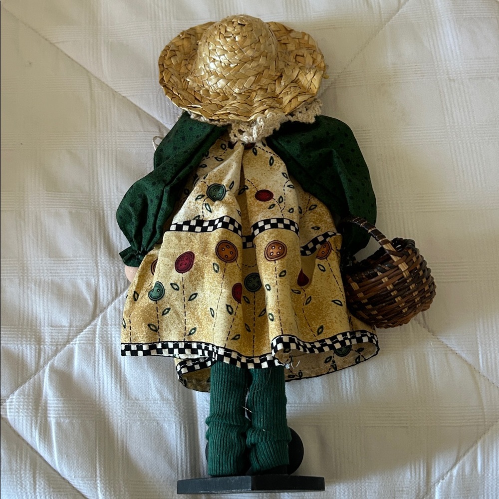 Homemade button doll with braids - Picture 2 of 4
